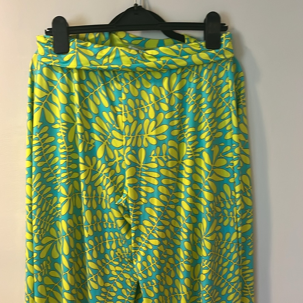 Trina Turk Longsleeve Swimsuit and matching pants - Picture 11 of 11